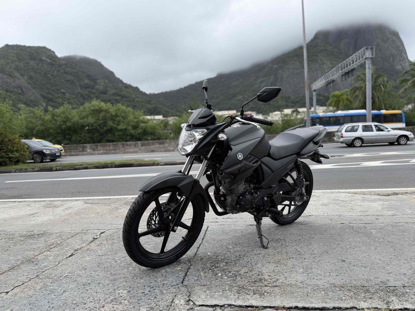 YAMAHA YS 150 FAZER SED