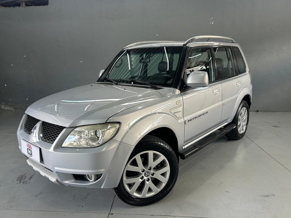 MITSUBISHI PAJERO TR4