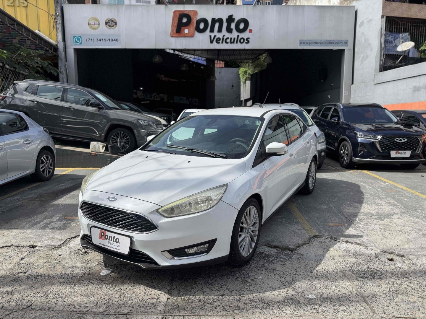 FORD FOCUS