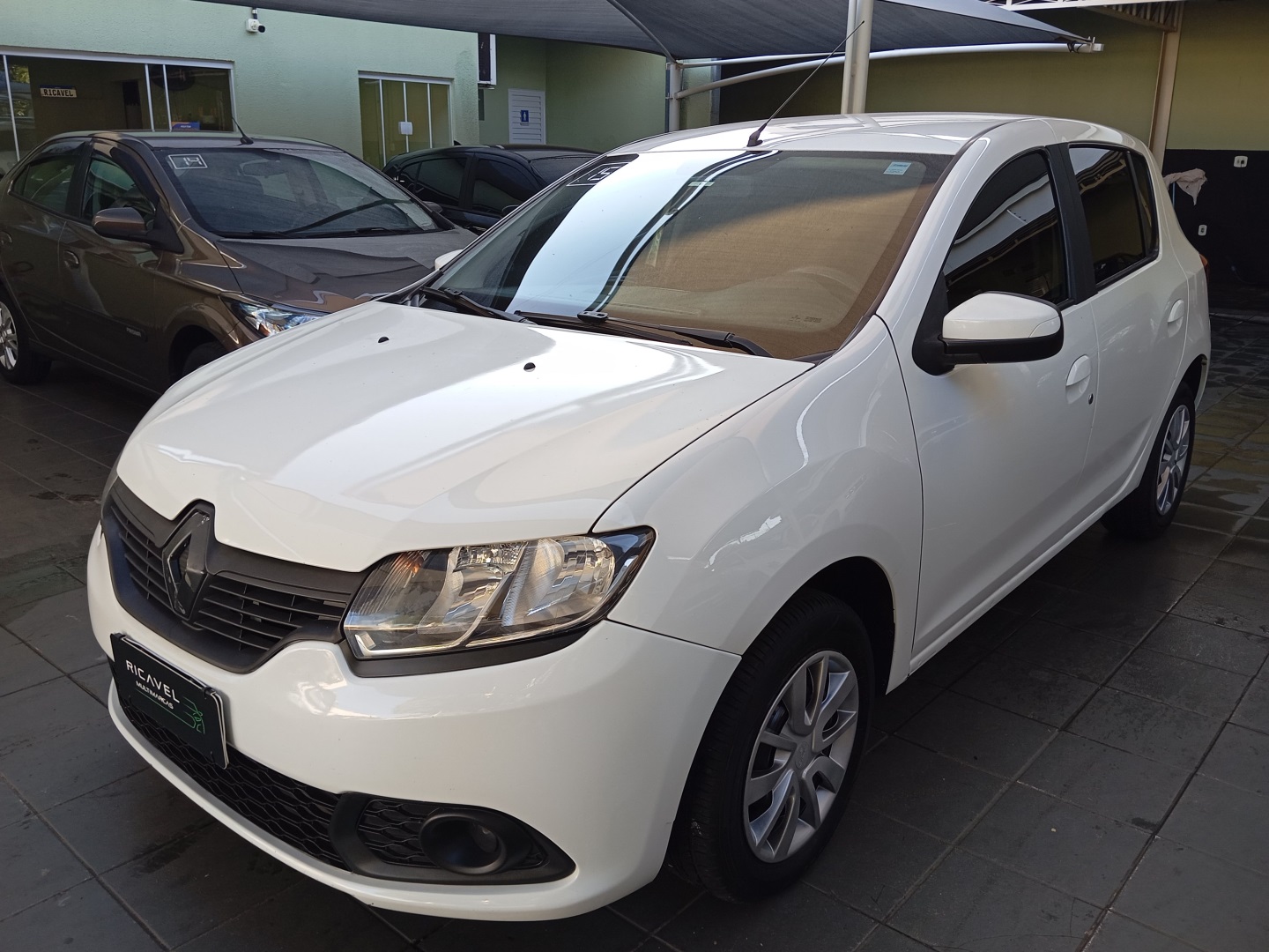 RENAULT SANDERO