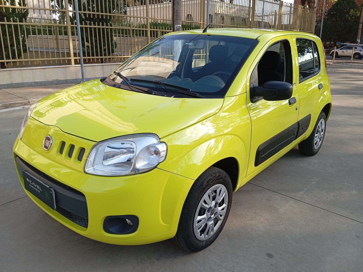 FIAT UNO