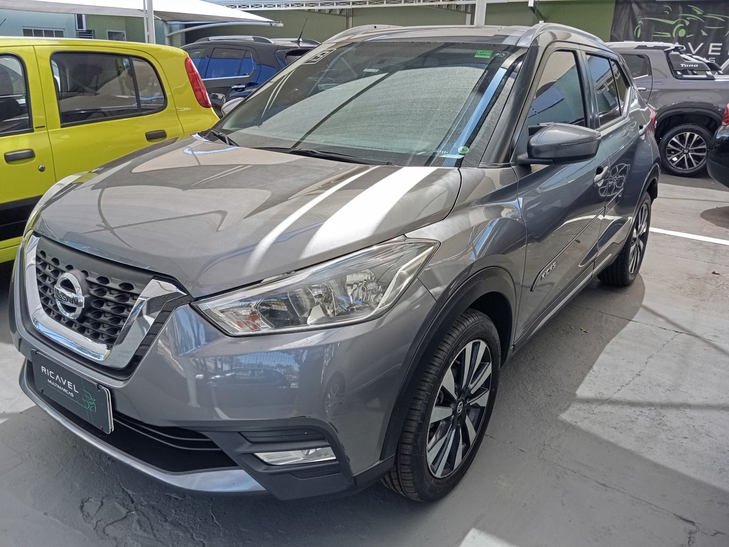 NISSAN KICKS