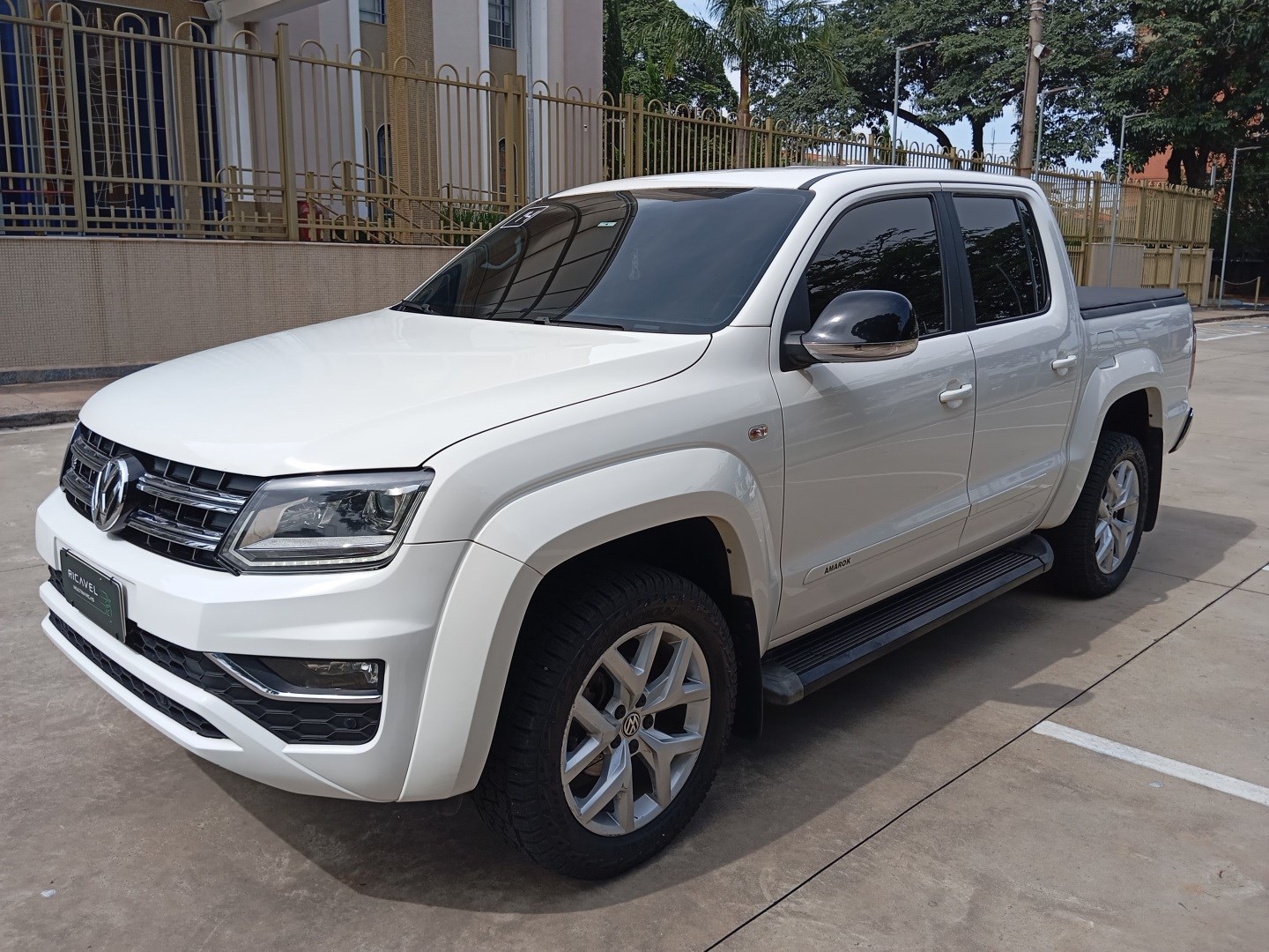 VOLKSWAGEN AMAROK