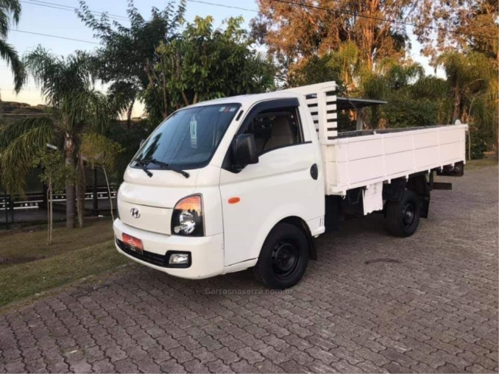 HYUNDAI HR