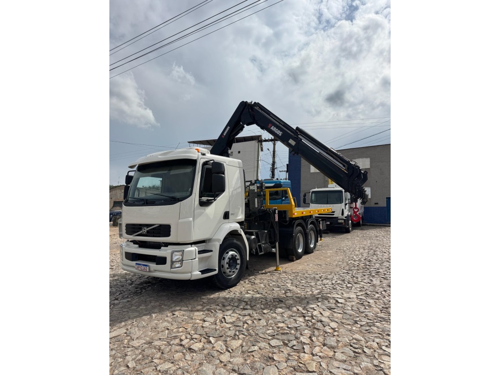 VOLVO VM 310