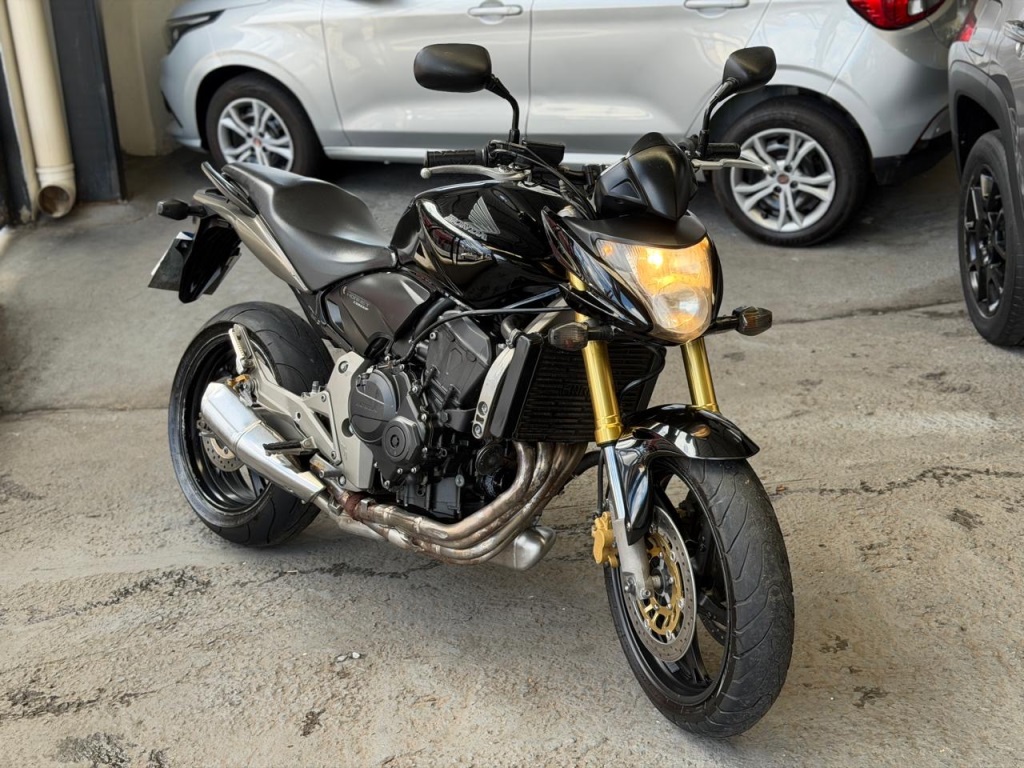 HONDA CB 600F HORNET