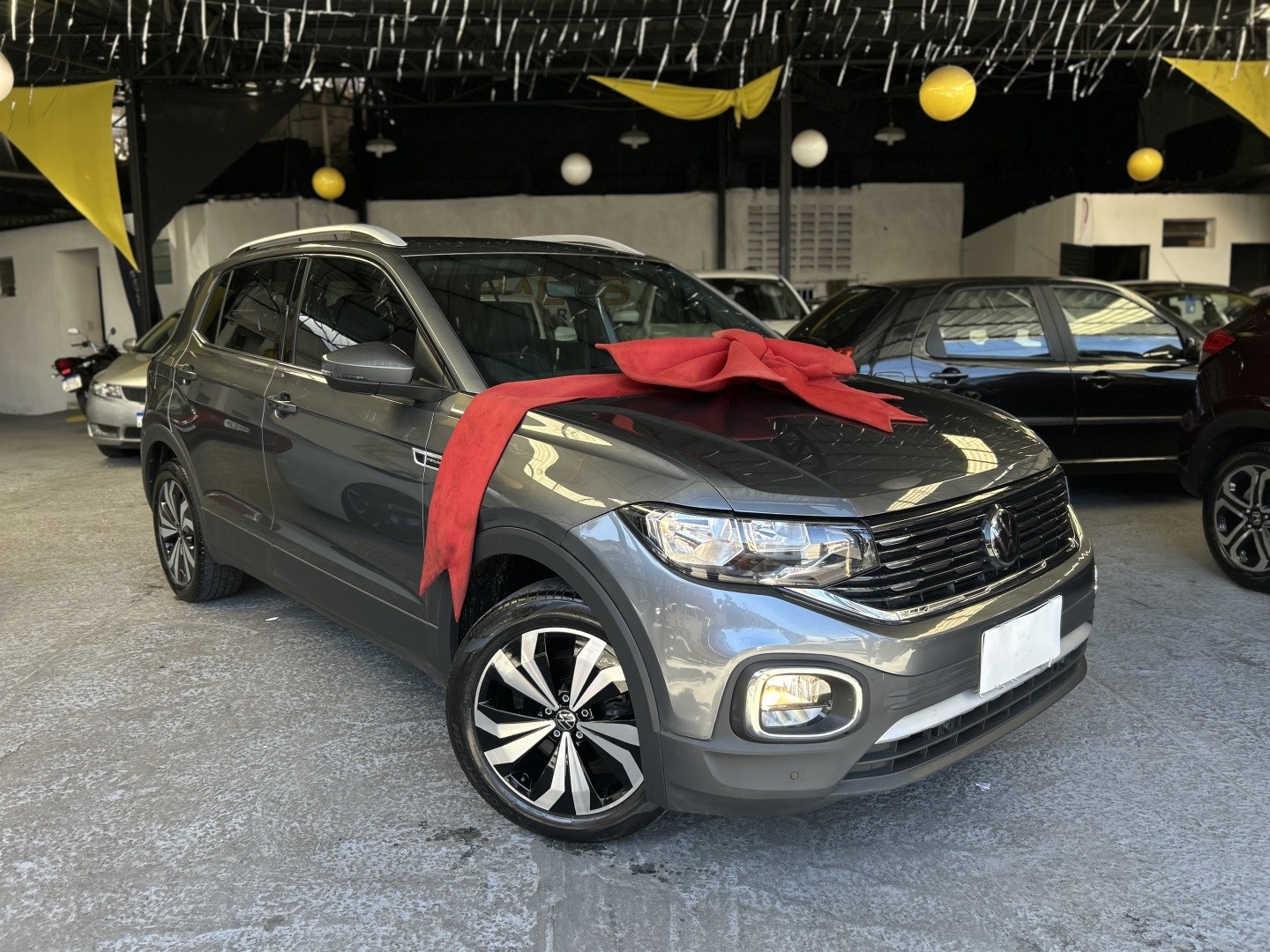 VOLKSWAGEN T-CROSS