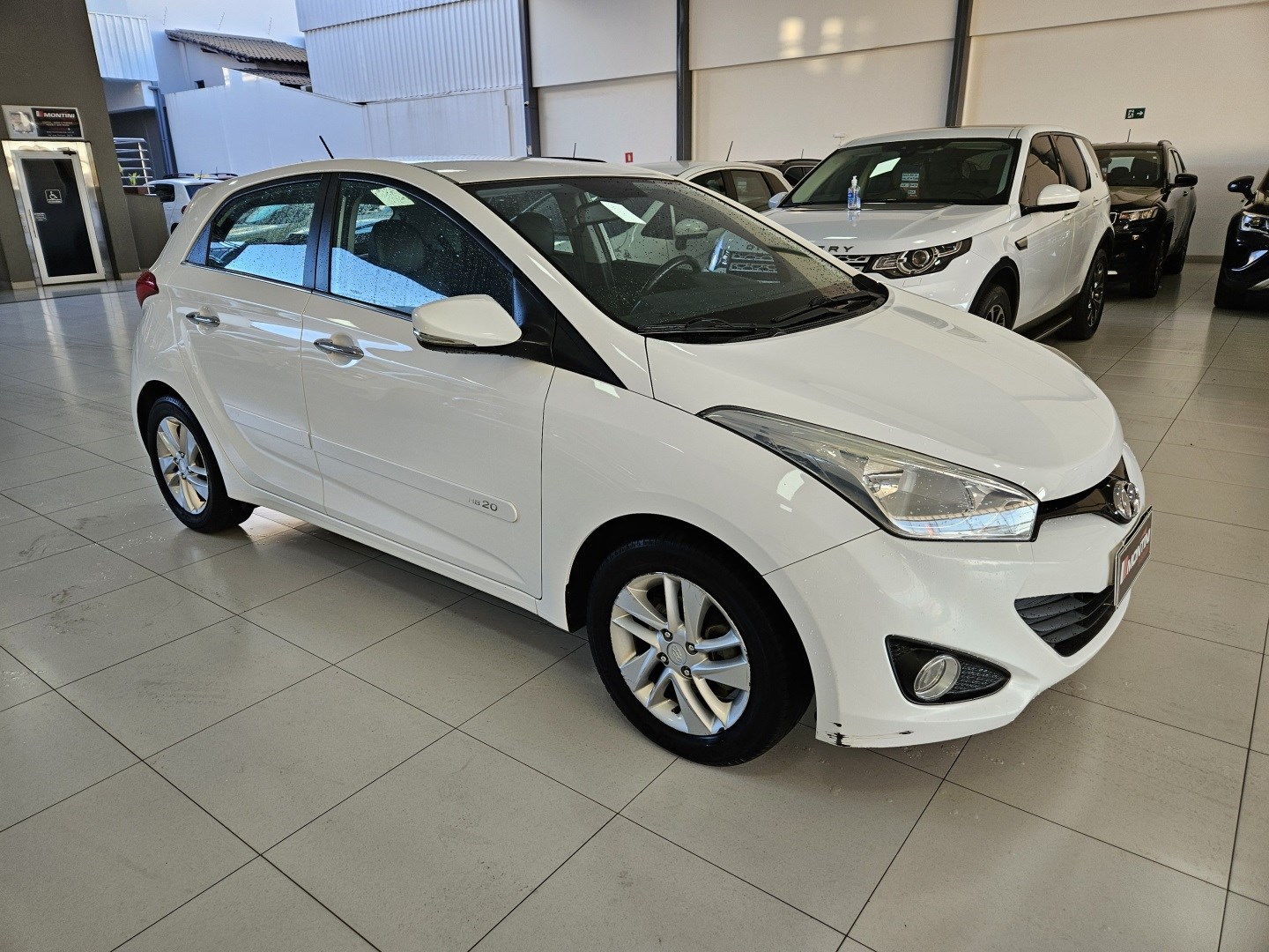 HYUNDAI HB20