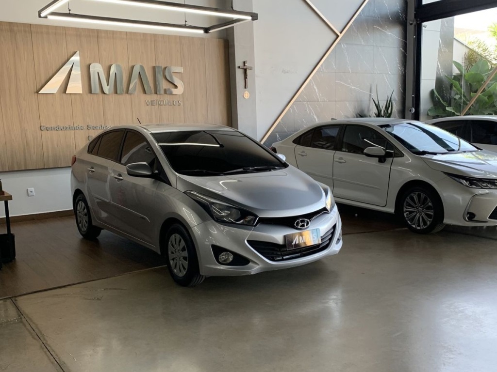 HYUNDAI HB20S 1.6 COMFORT PLUS 16V FLEX 4P MANUAL