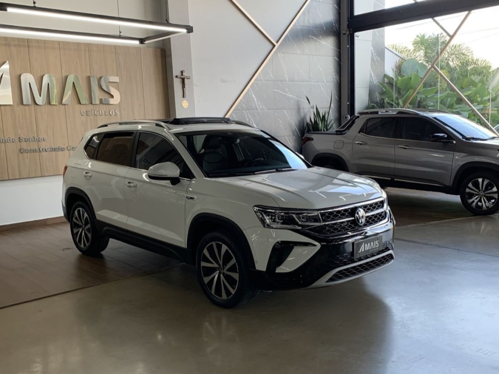 VOLKSWAGEN TAOS 1.4 250 TSI TOTAL FLEX HIGHLINE AUTOMÁTICO