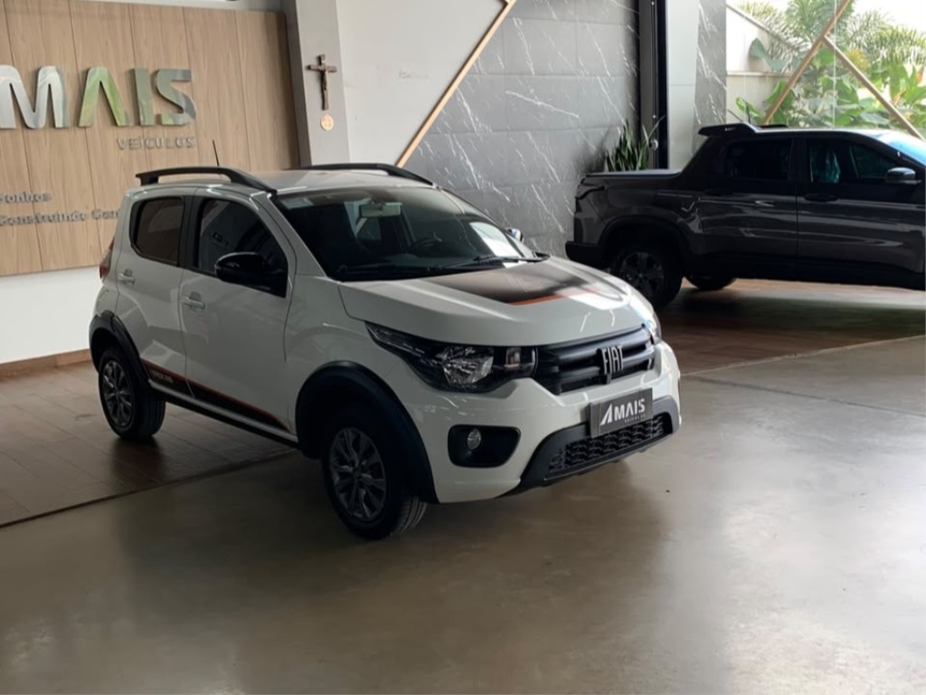 FIAT MOBI 1.0 FIREFLY FLEX TREKKING MANUAL