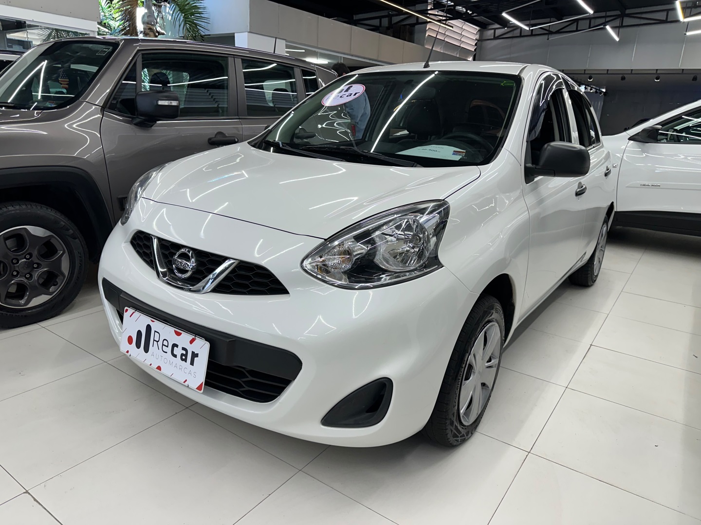 Nissan March 1.6 S 16v Flex 4p Manual