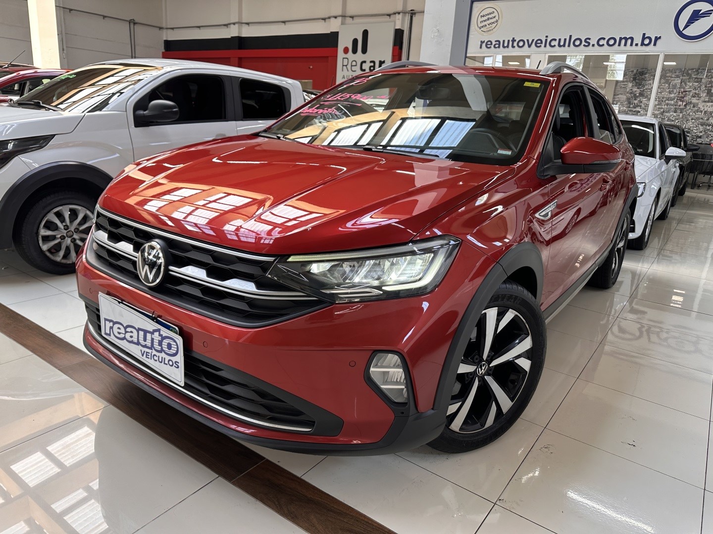 Volkswagen Nivus 1.0 200 TSI Total Flex Highline Automático