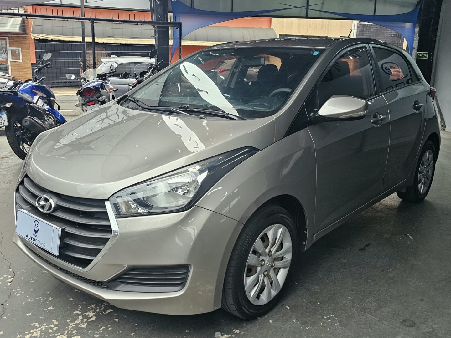 HYUNDAI HB20