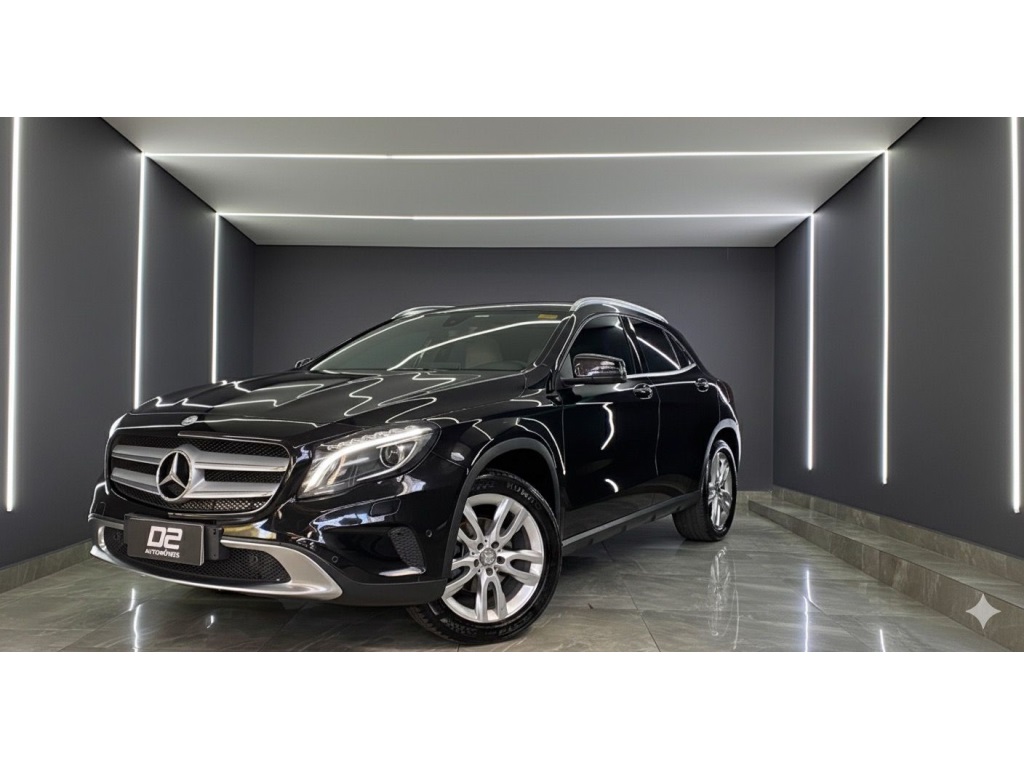 MERCEDES-BENZ GLA 200
