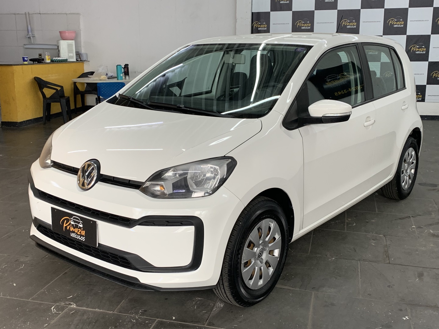 VOLKSWAGEN UP