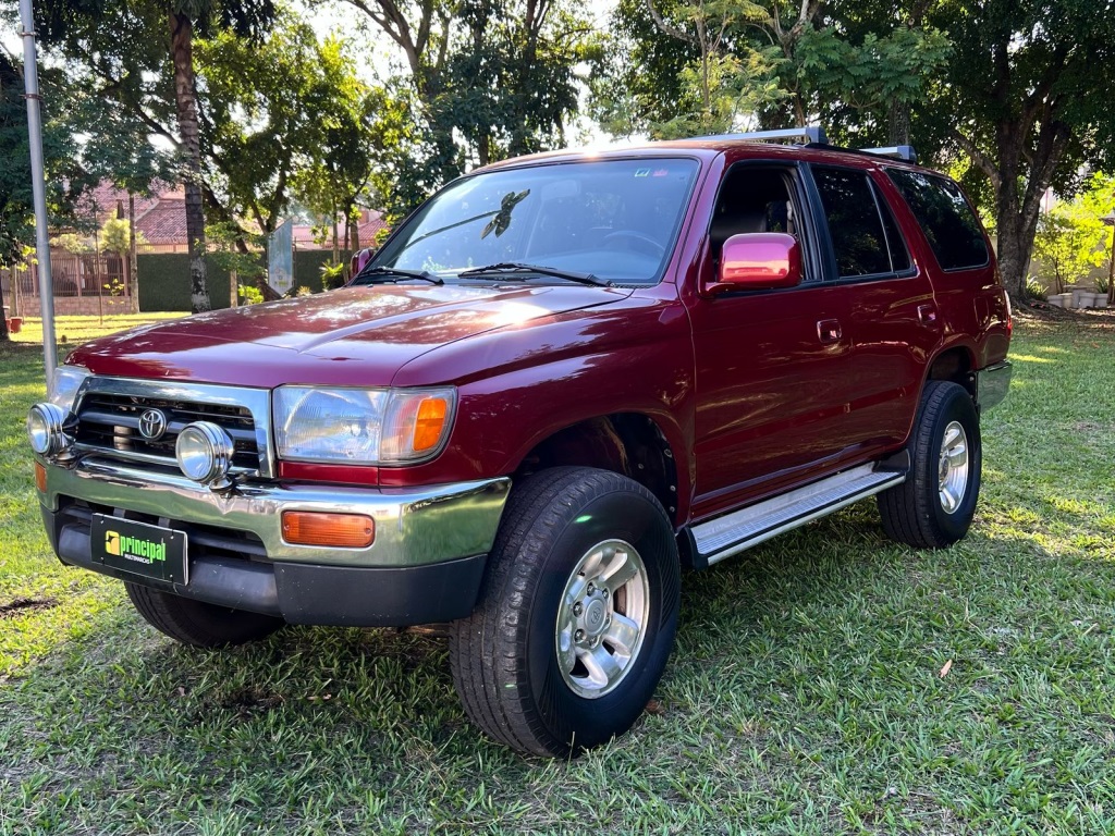 TOYOTA HILUX SW4