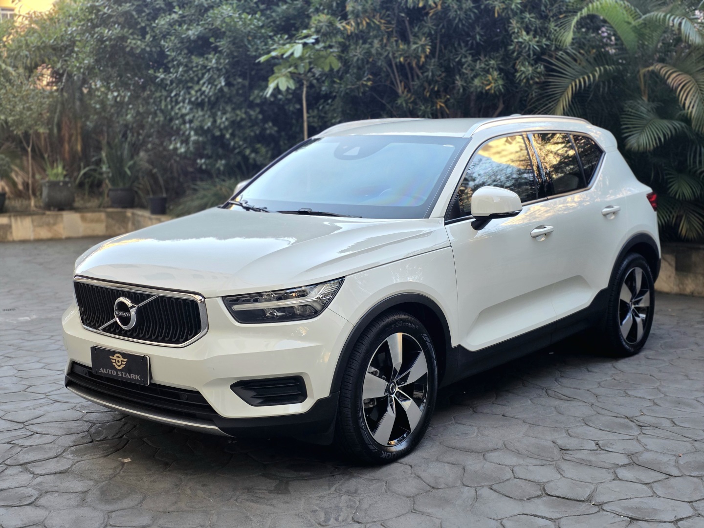 VOLVO XC 40