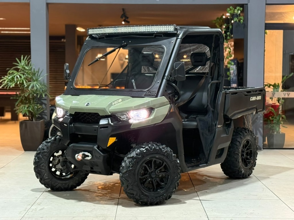 BRP CAN-AM DEFENDER 800 MAX DPS 4X4 (UTV)
