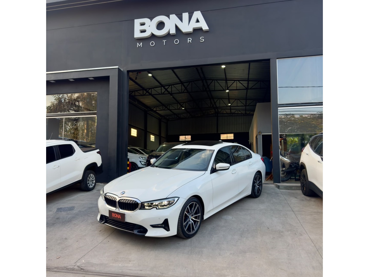 BMW 320i