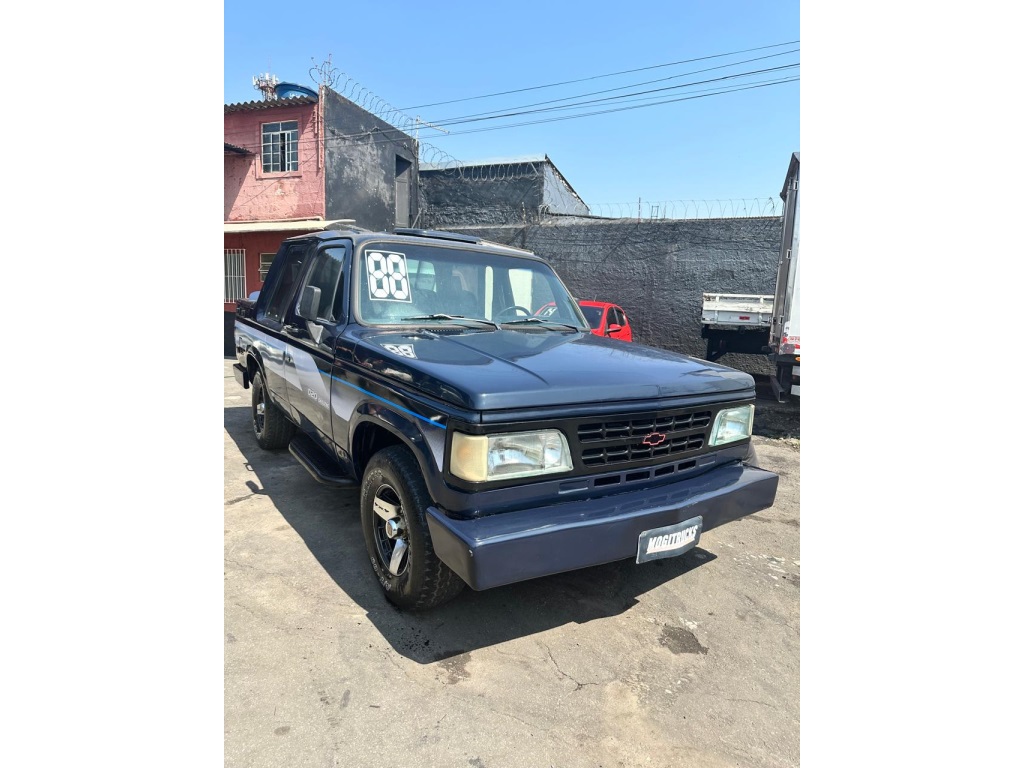 CHEVROLET D20