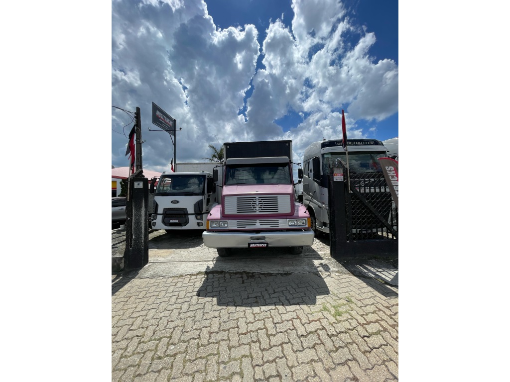 MERCEDES-BENZ 1214