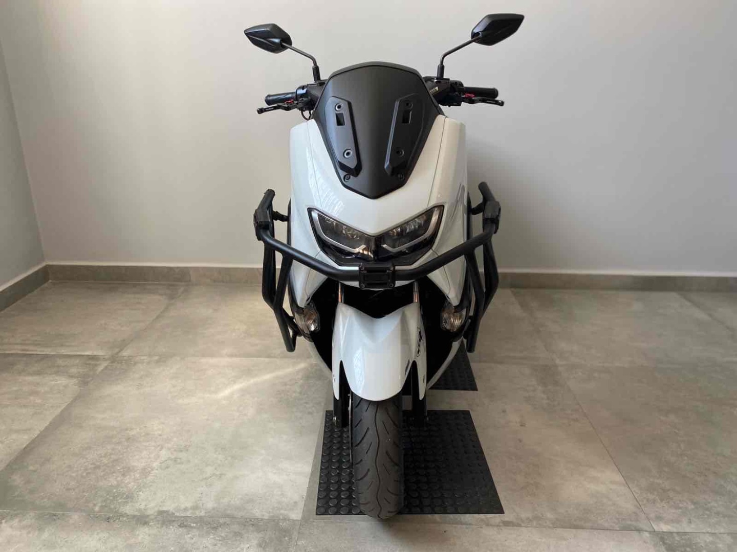 YAMAHA NMAX 160