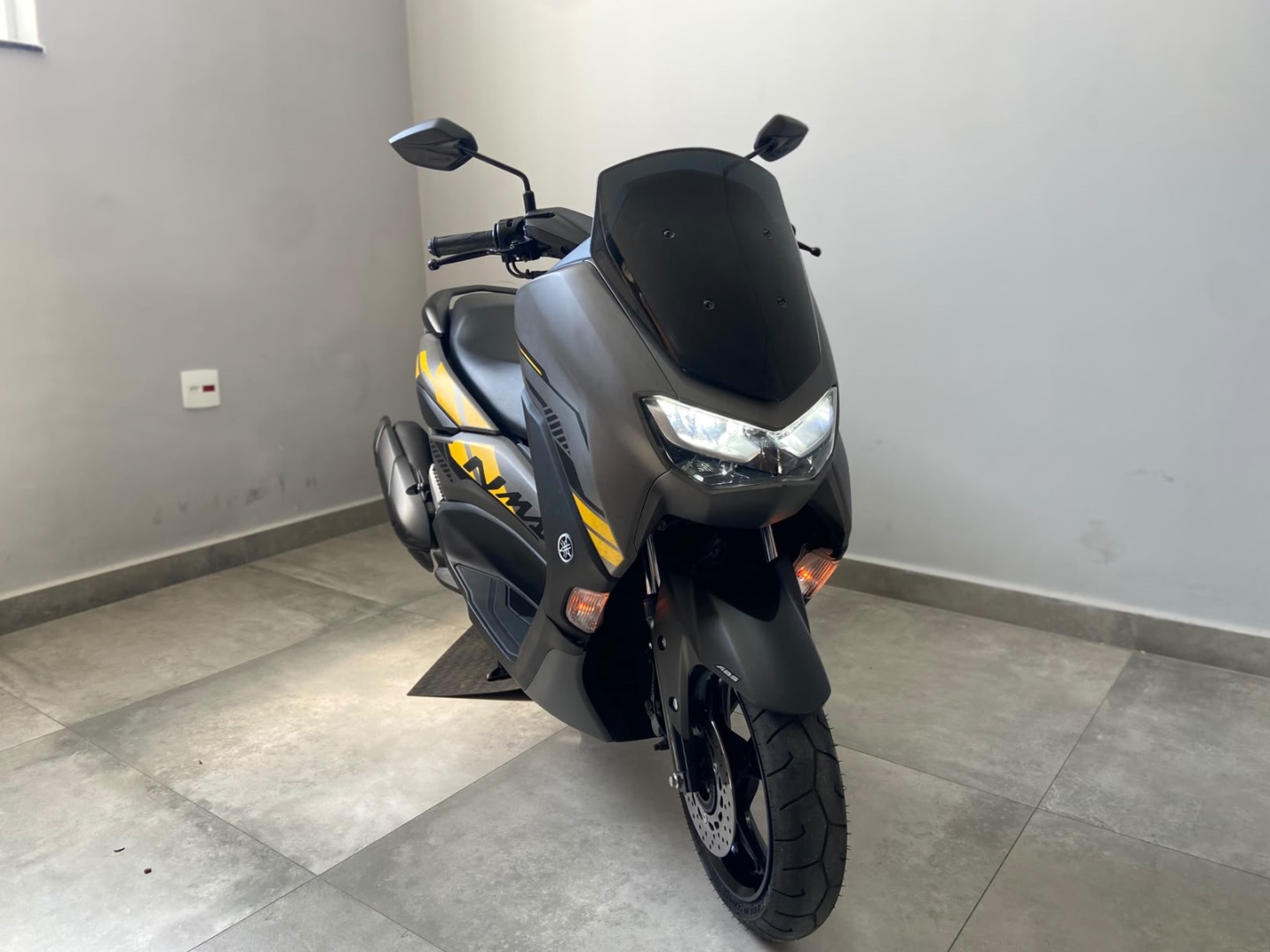 YAMAHA NMAX CONNECTED 160 ABS