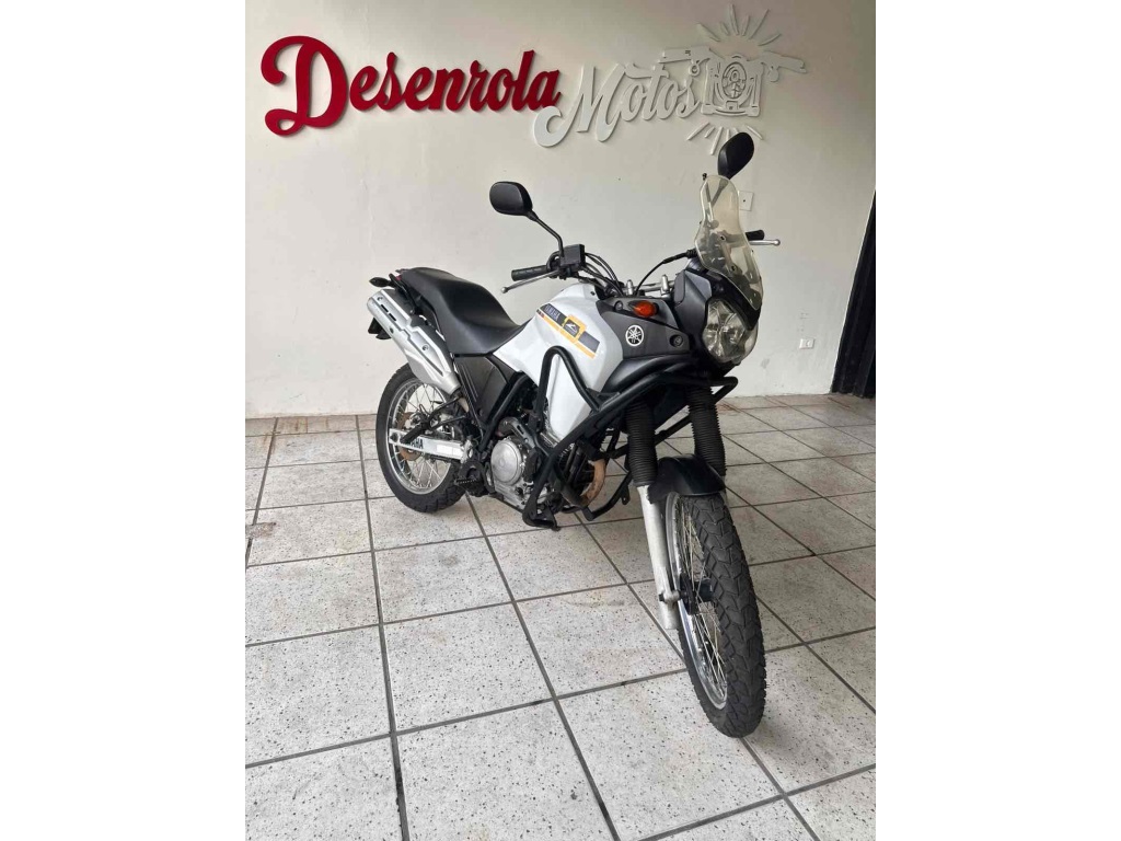 YAMAHA XTZ 250 TÉNÉRÉ