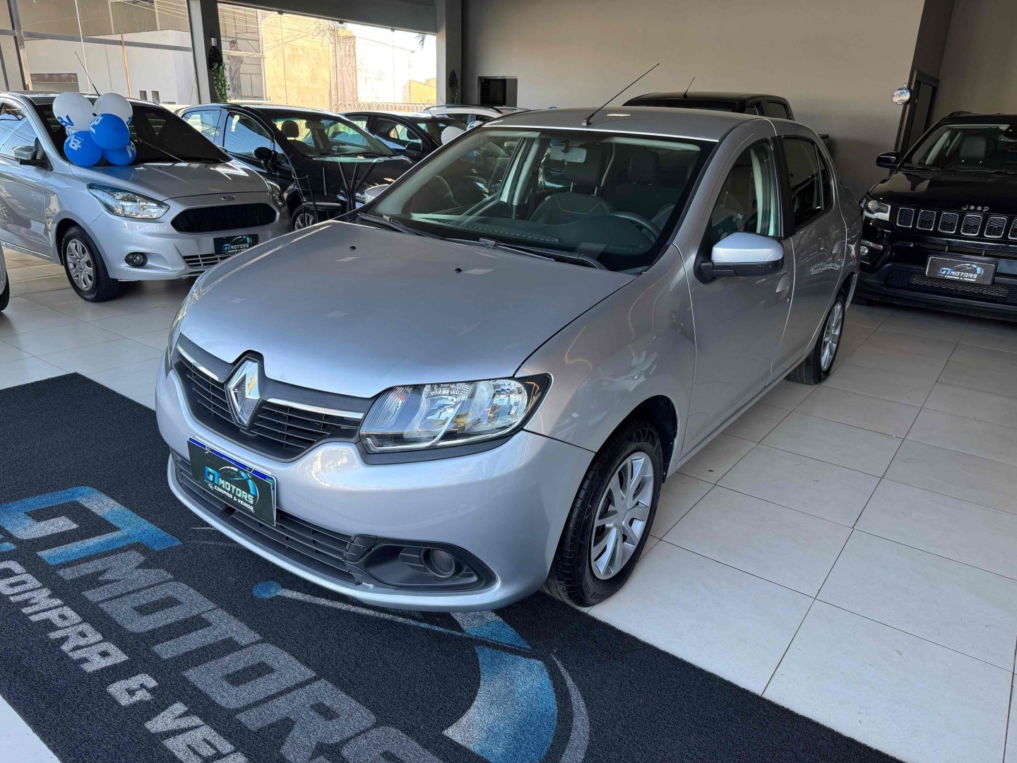 RENAULT LOGAN