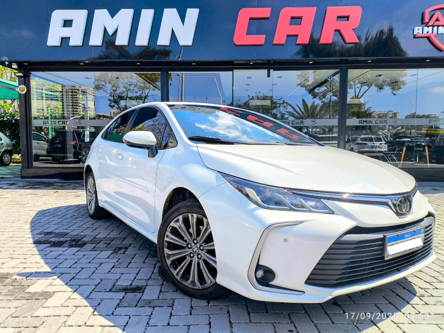 TOYOTA COROLLA