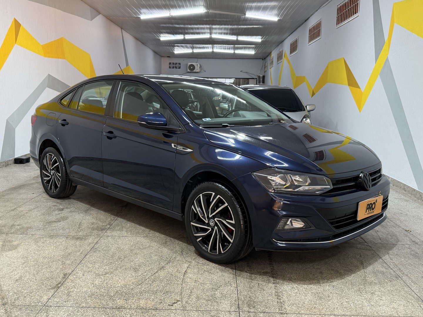 VOLKSWAGEN VIRTUS