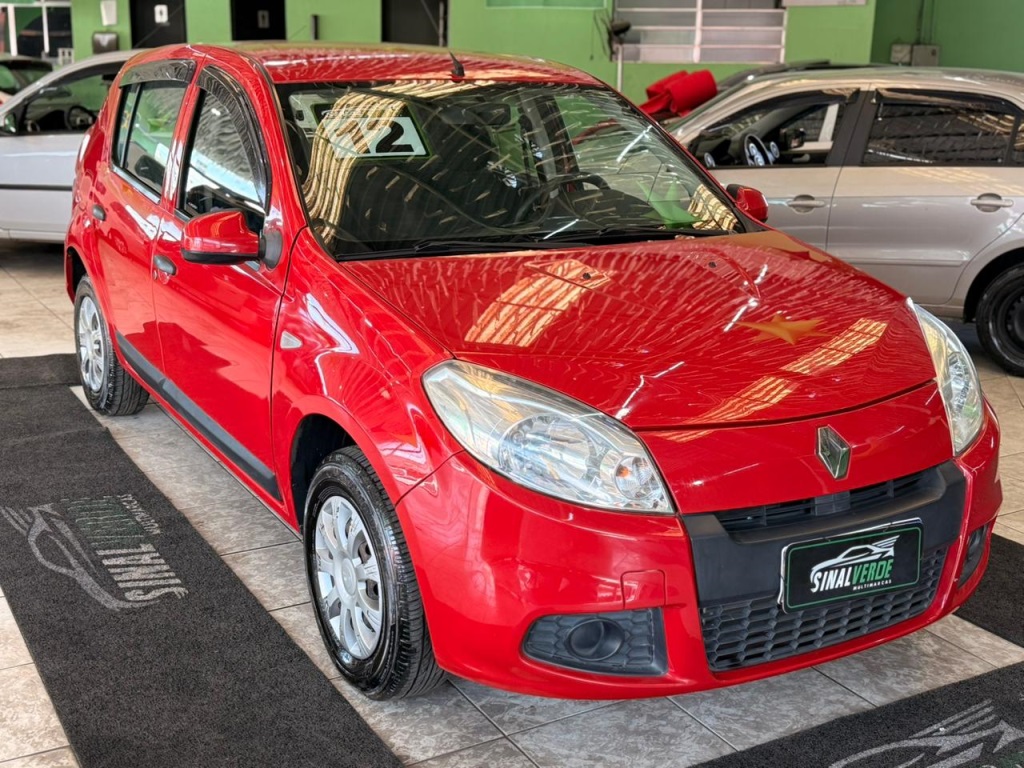 RENAULT SANDERO