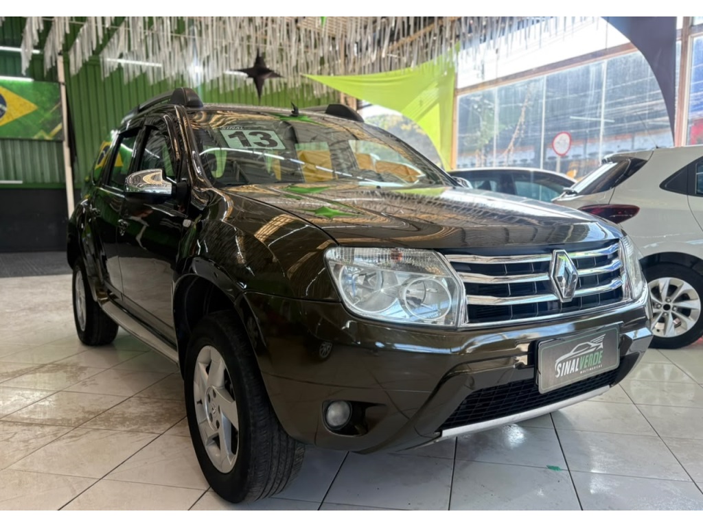 RENAULT DUSTER