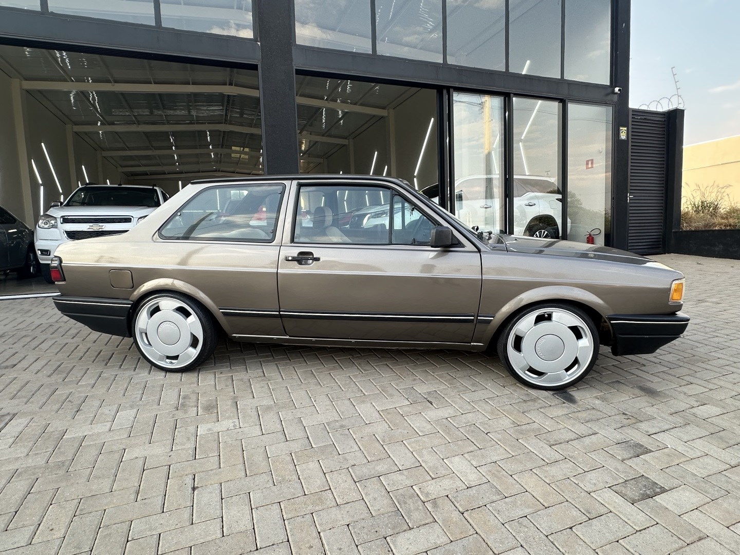 Volkswagen Voyage 1.8 Gls 8V Álcool 2P Manual - foto 2