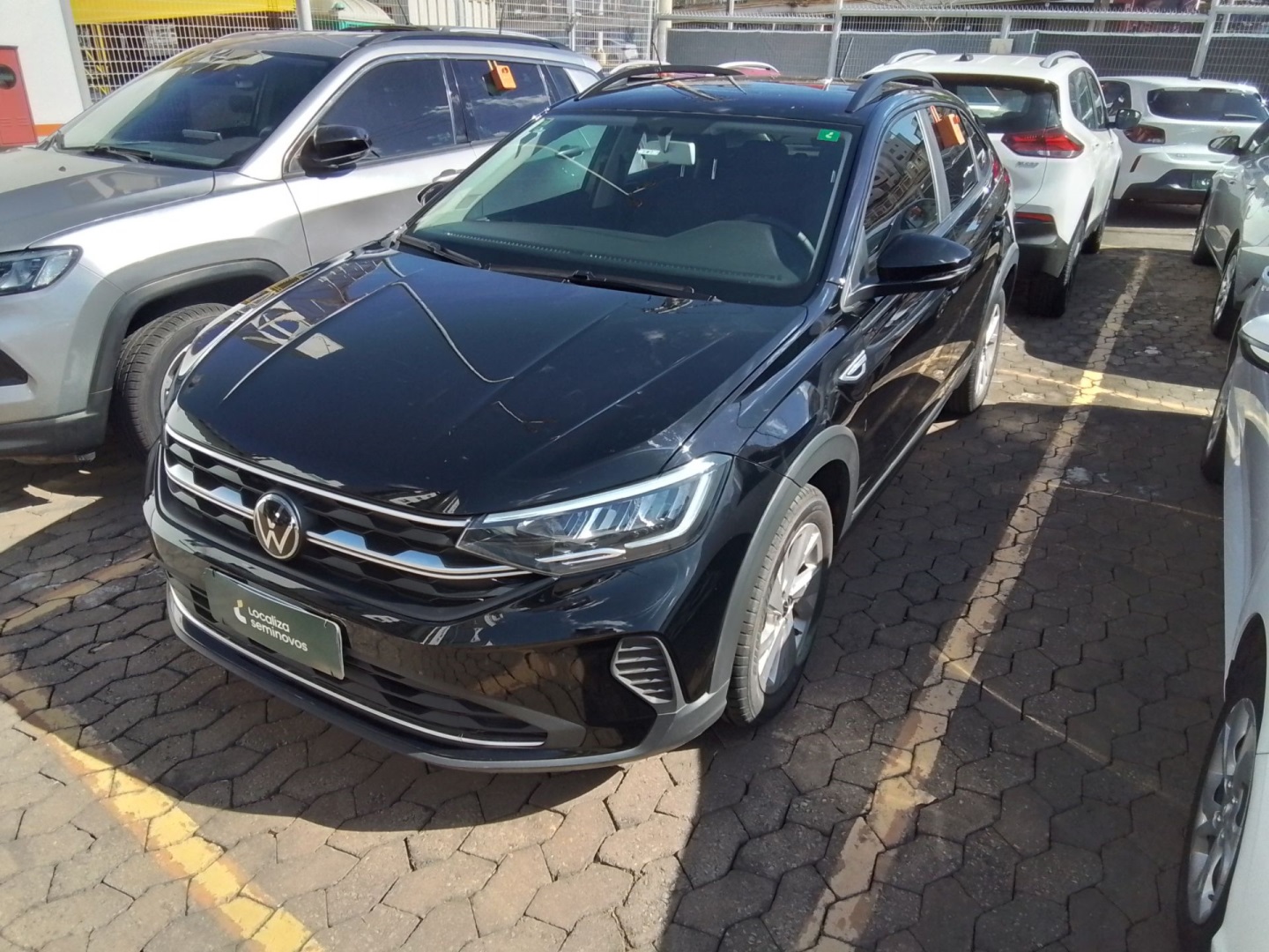 VOLKSWAGEN NIVUS 1.0 200 TSI TOTAL FLEX COMFORTLINE AUTOMÁTICO