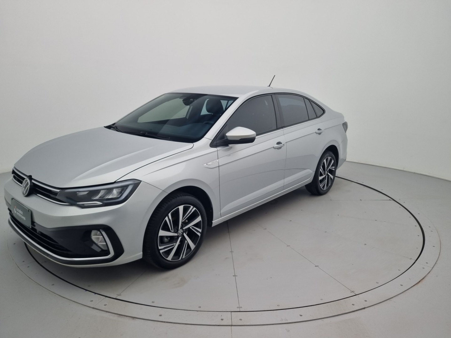 VOLKSWAGEN VIRTUS 1.0 200 TSI HIGHLINE AUTOMÁTICO