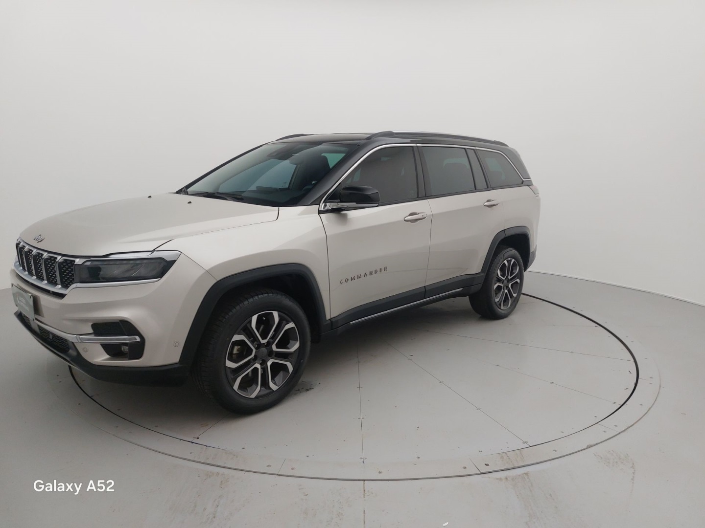 JEEP COMMANDER 2.0 TD380 TURBO DIESEL LIMITED AT9