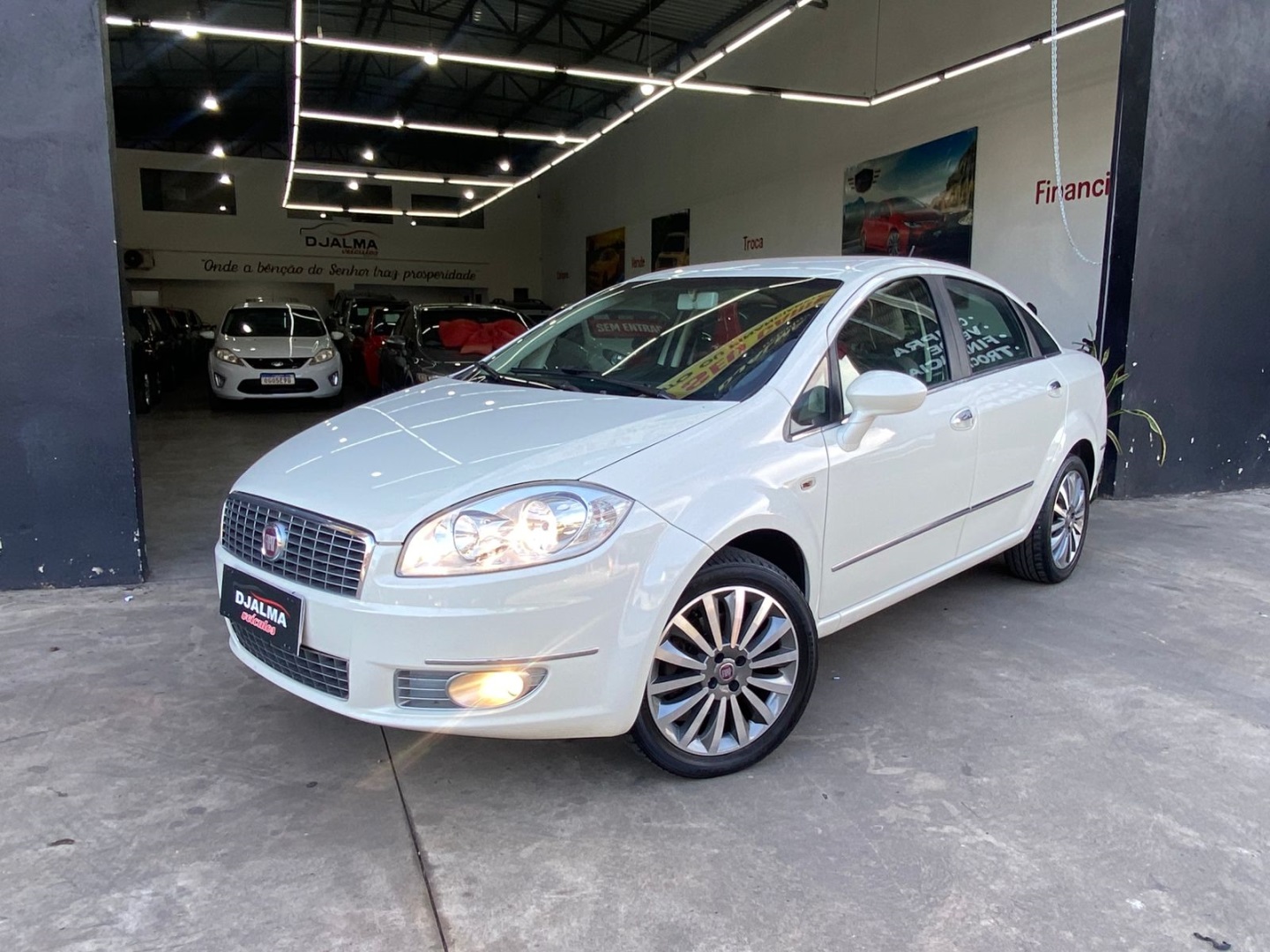 FIAT LINEA 1.8 ESSENCE 16V FLEX 4P MANUAL