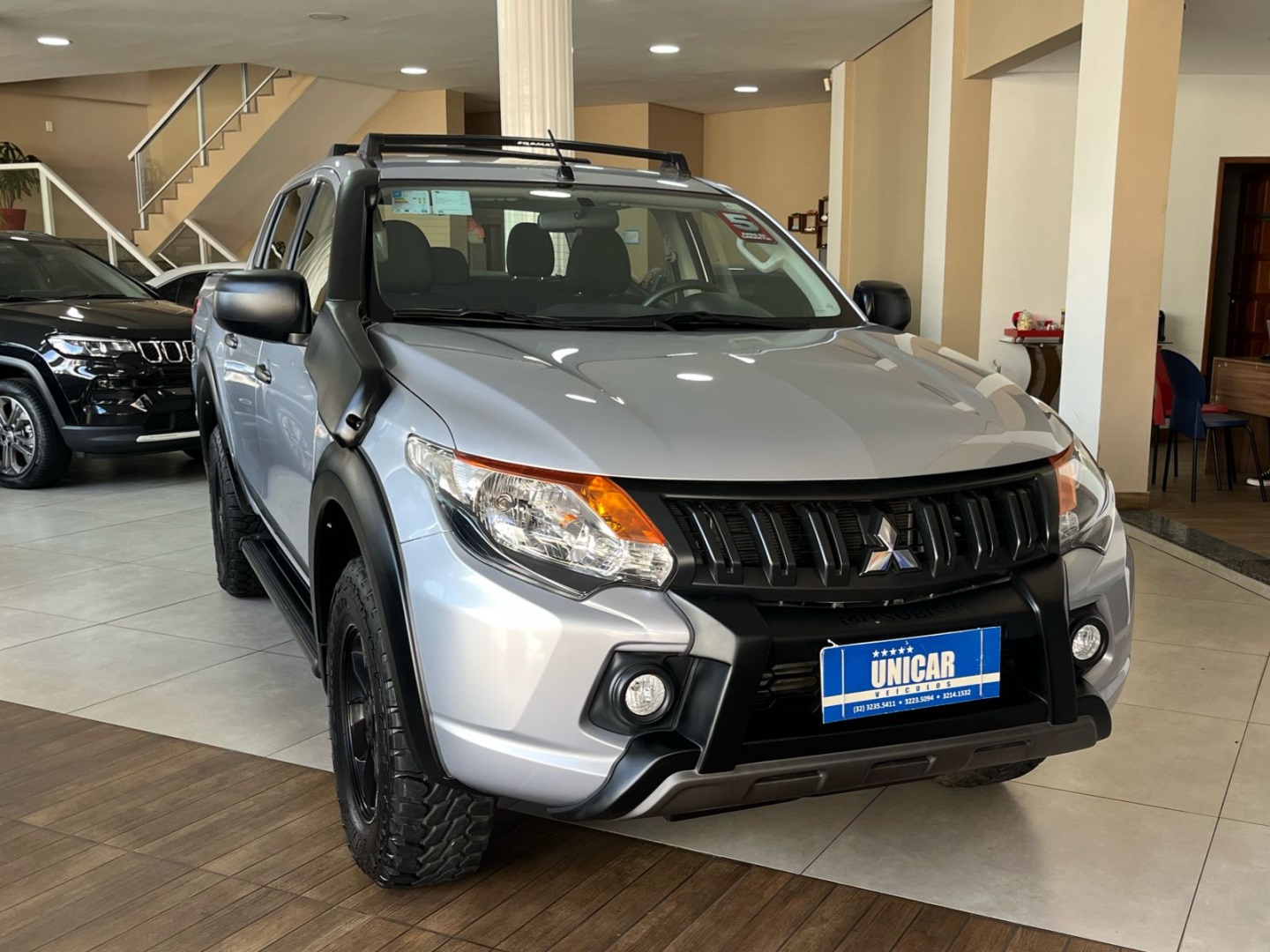MITSUBISHI L200 TRITON
