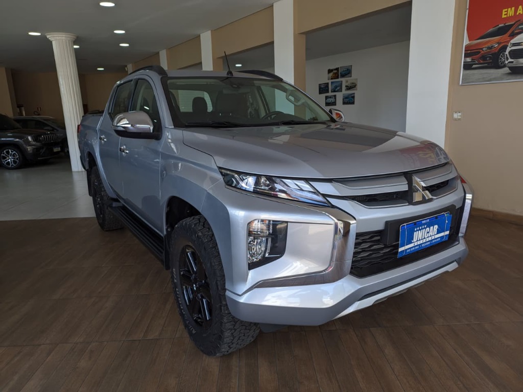 MITSUBISHI L200 TRITON