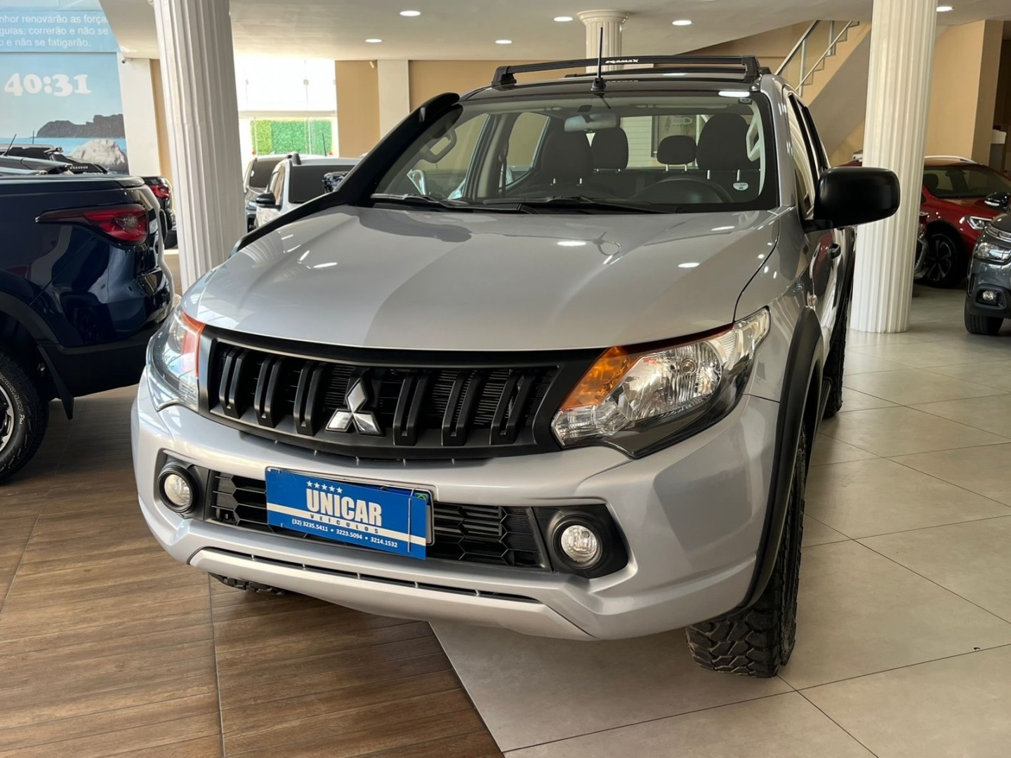 MITSUBISHI L200 TRITON