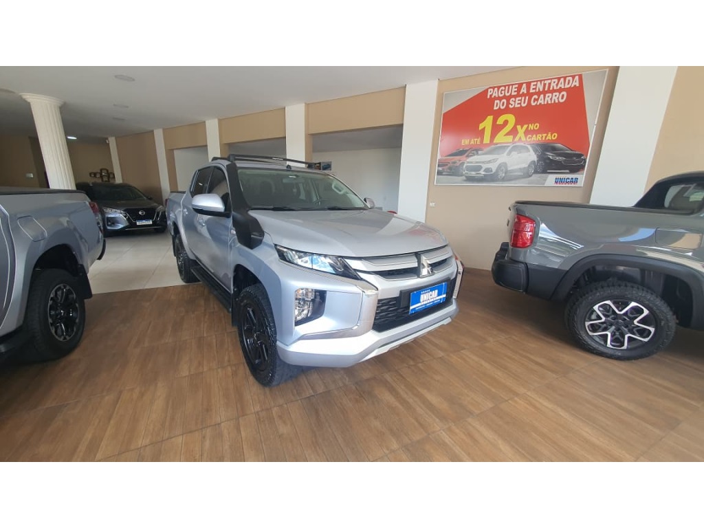 MITSUBISHI L200 TRITON