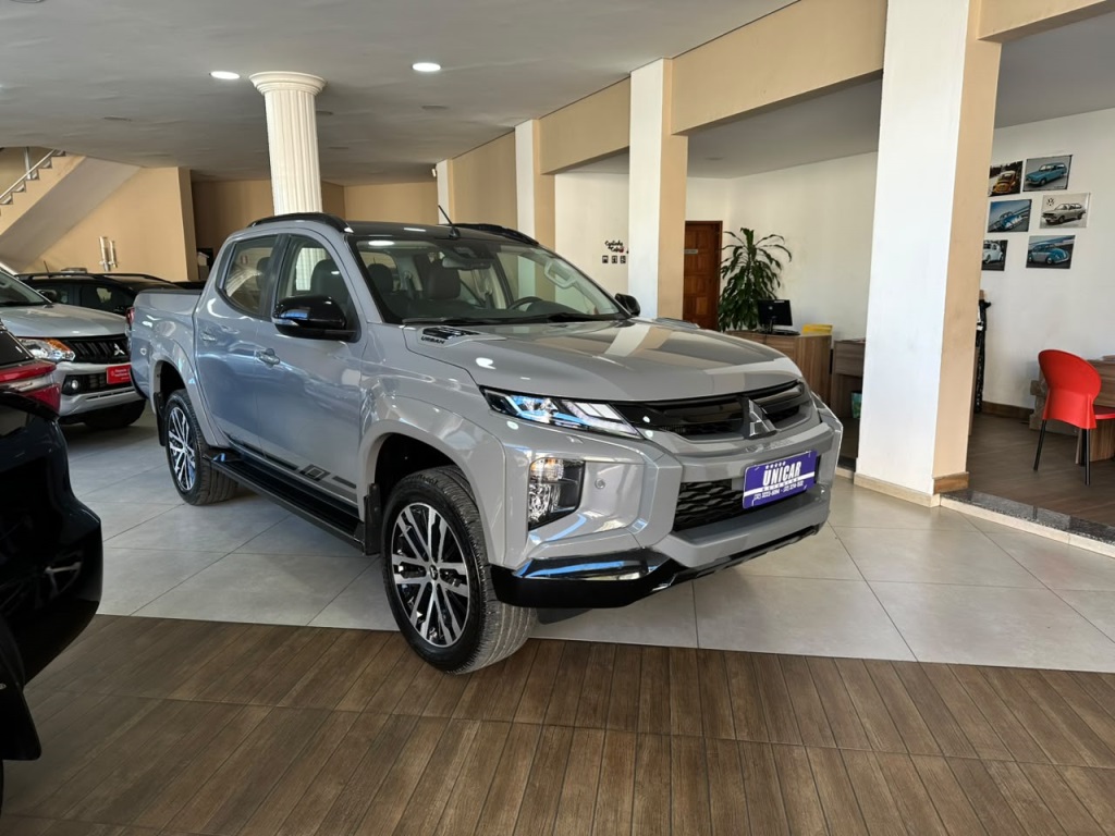 MITSUBISHI L200 TRITON