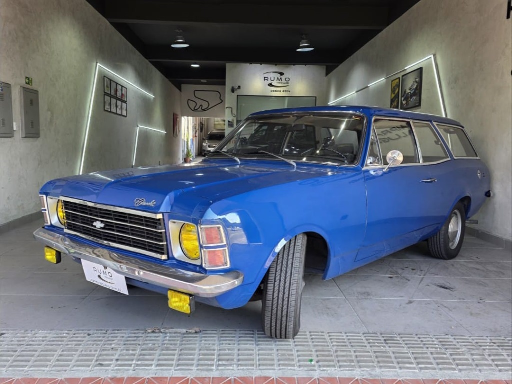 CHEVROLET CARAVAN