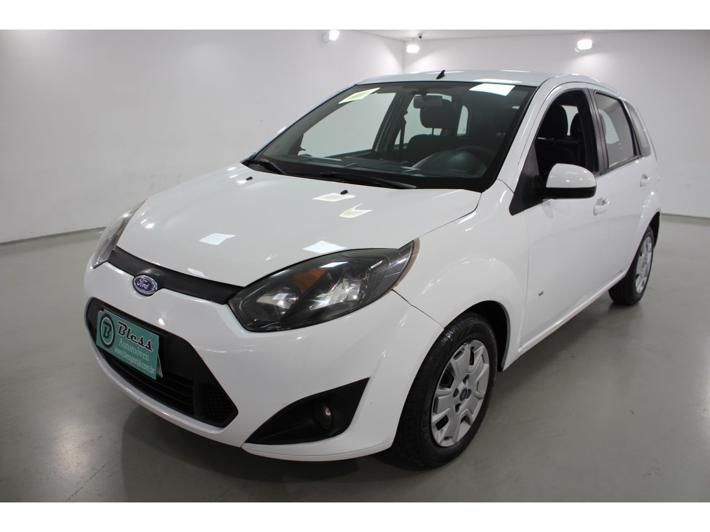 FORD FIESTA 1.6 ROCAM SE 8V FLEX 4P MANUAL
