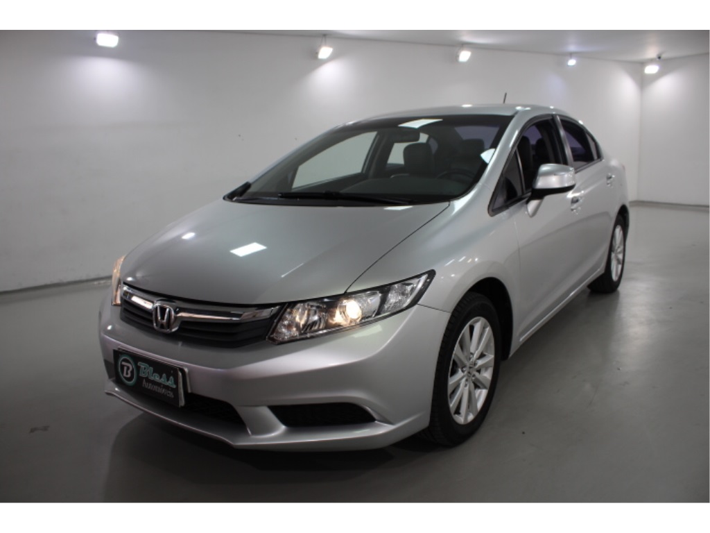 HONDA CIVIC 1.8 LXS 16V FLEX 4P MANUAL