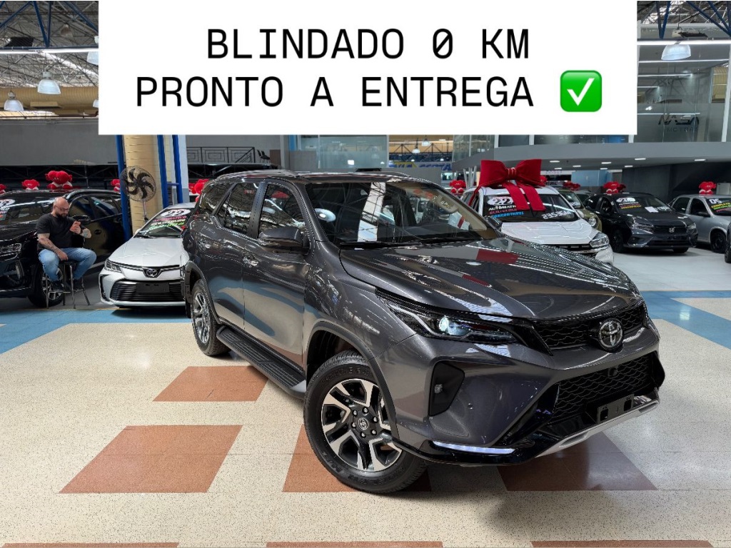 TOYOTA HILUX SW4