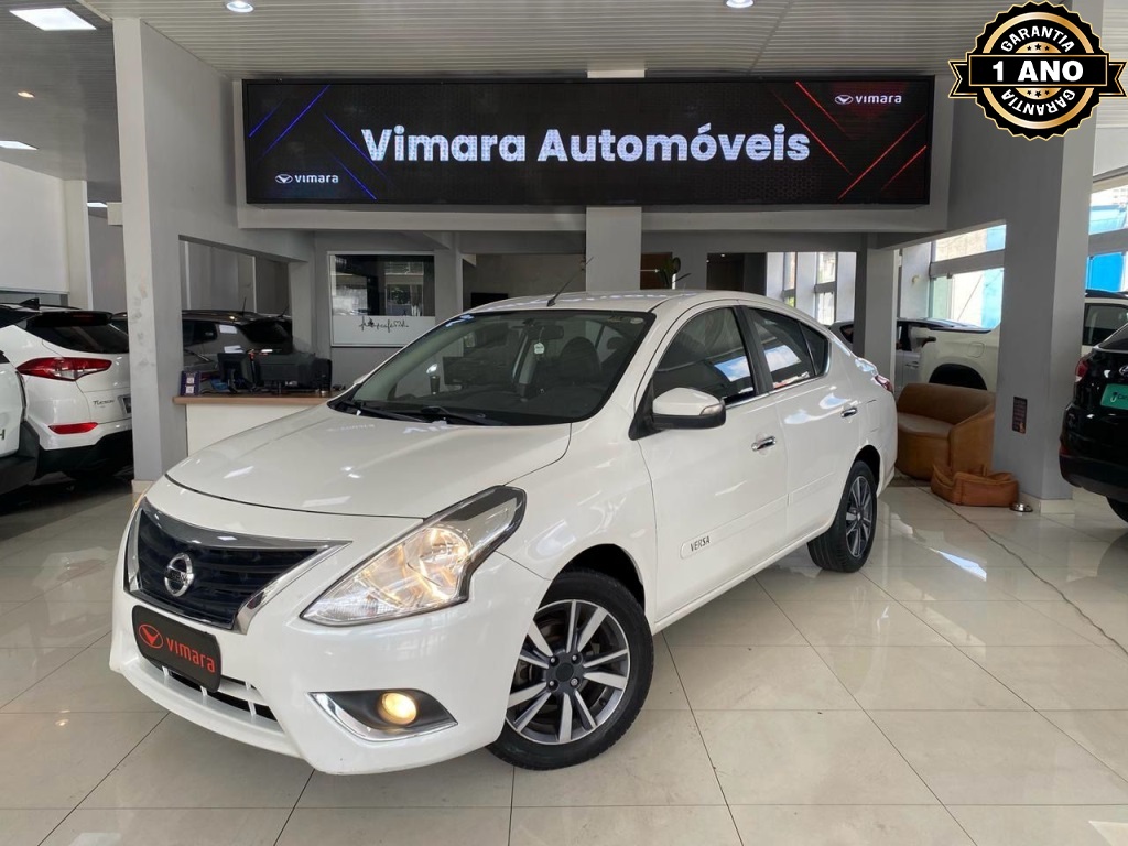NISSAN VERSA