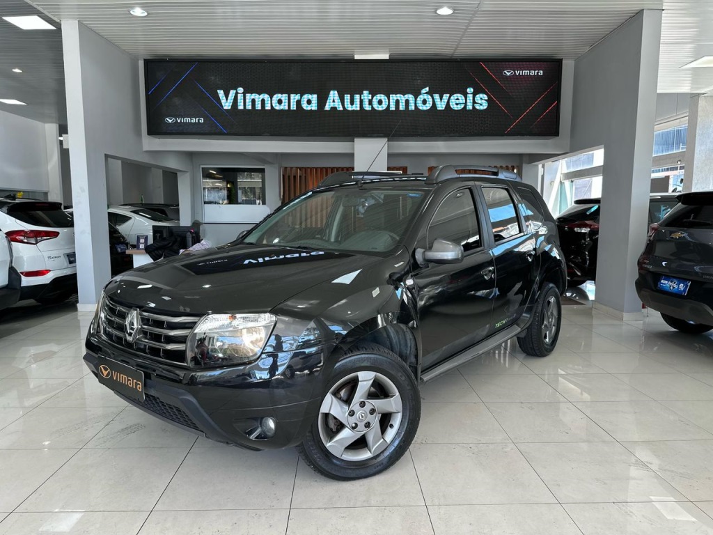 RENAULT DUSTER